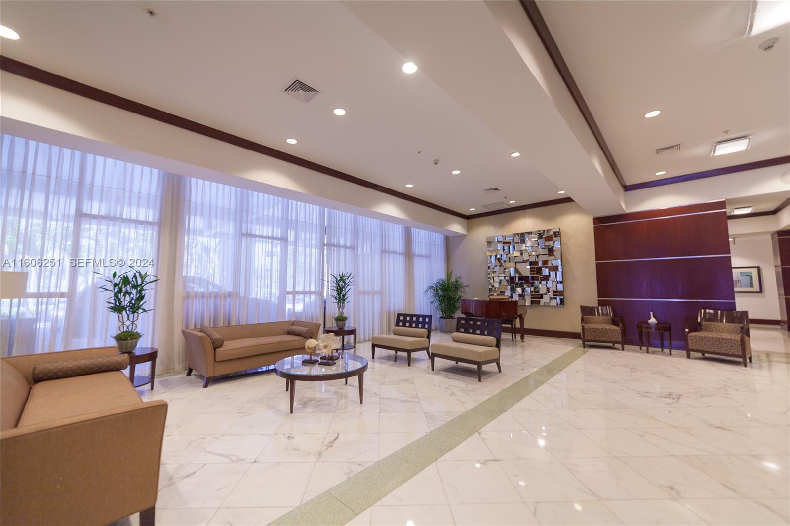 16699 Collins Ave(avlbnow