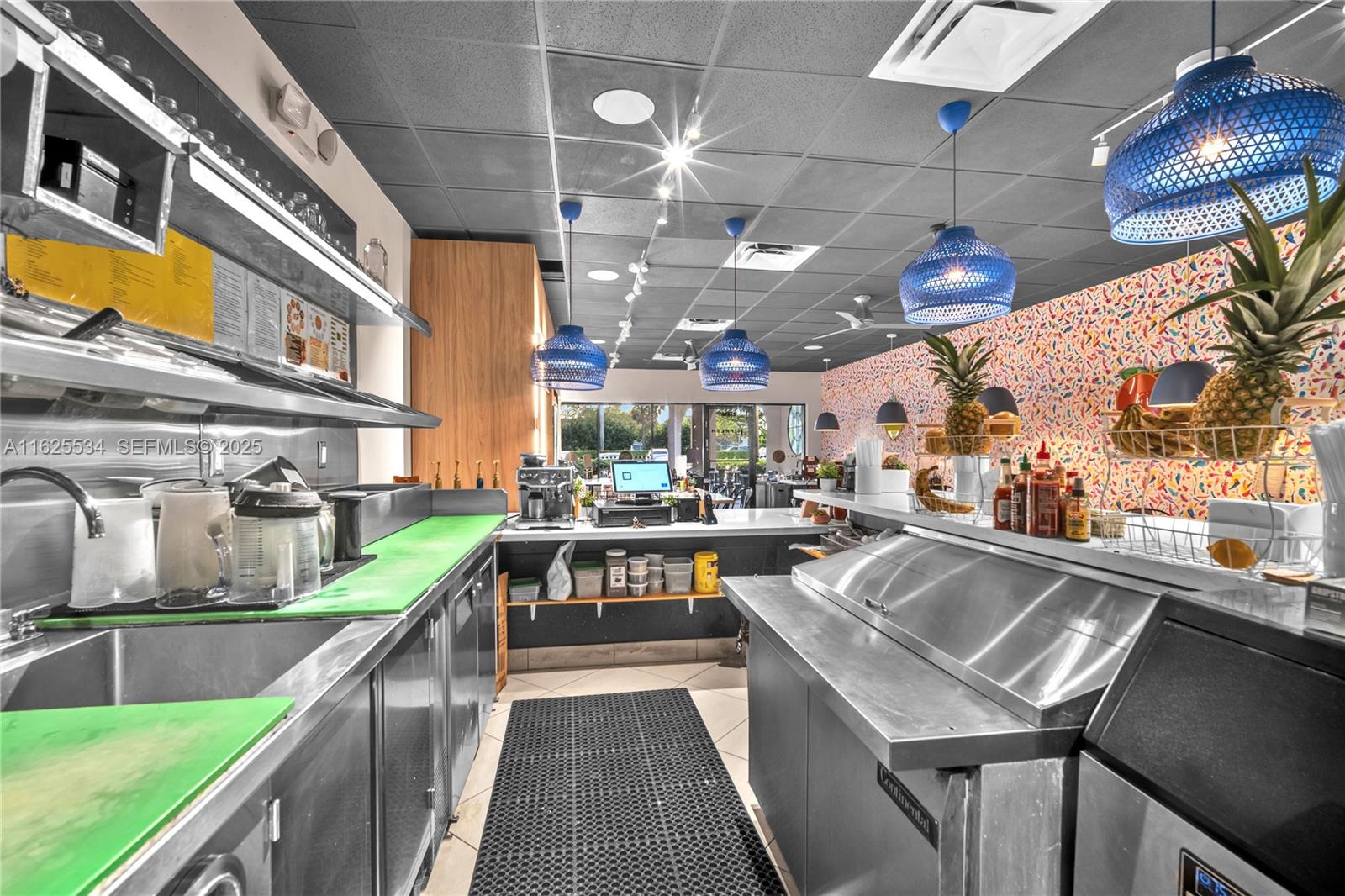 21316 Saint Andrews Blvd ( Restaurant For Sale