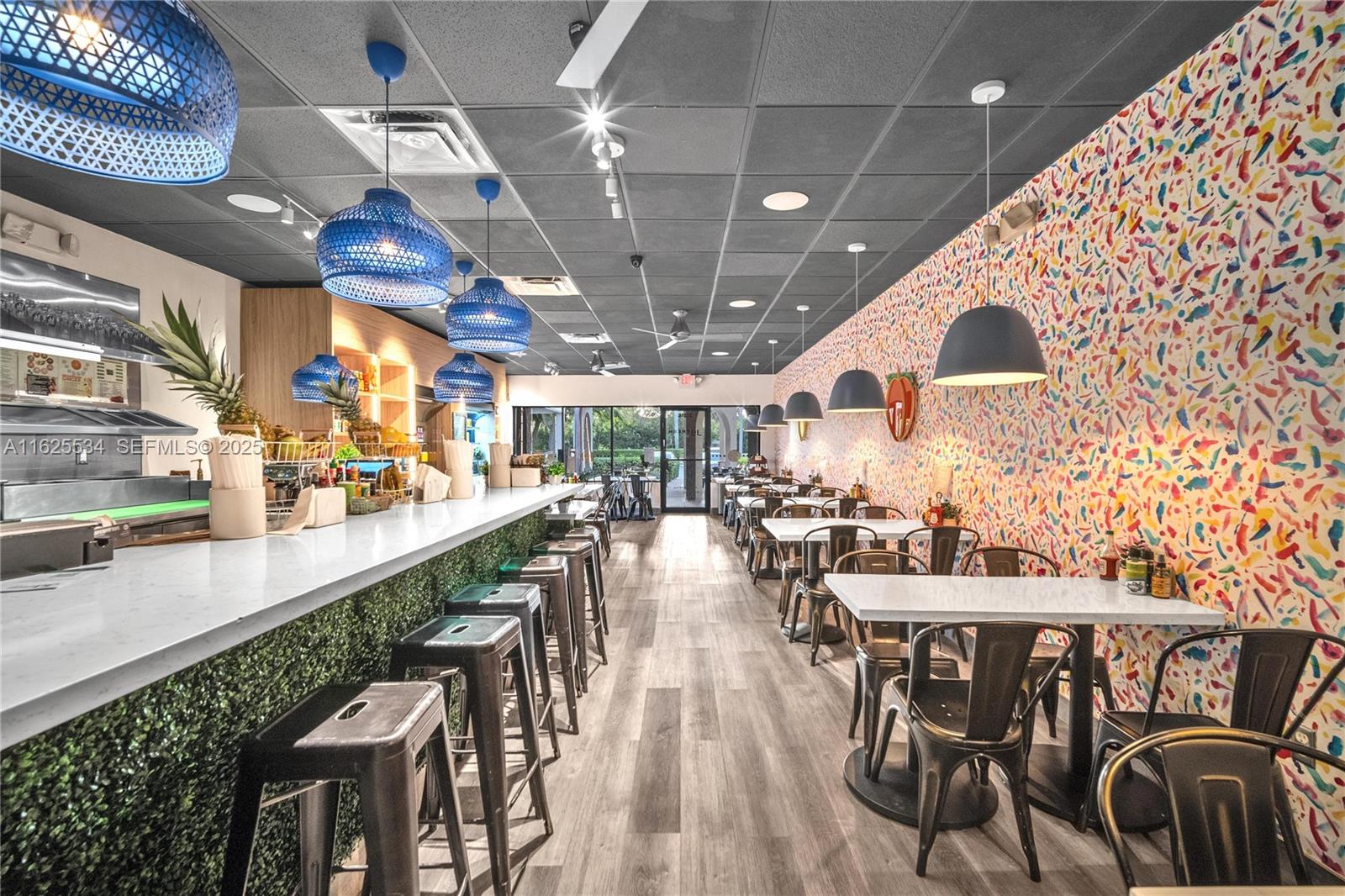 21316 Saint Andrews Blvd ( Restaurant For Sale