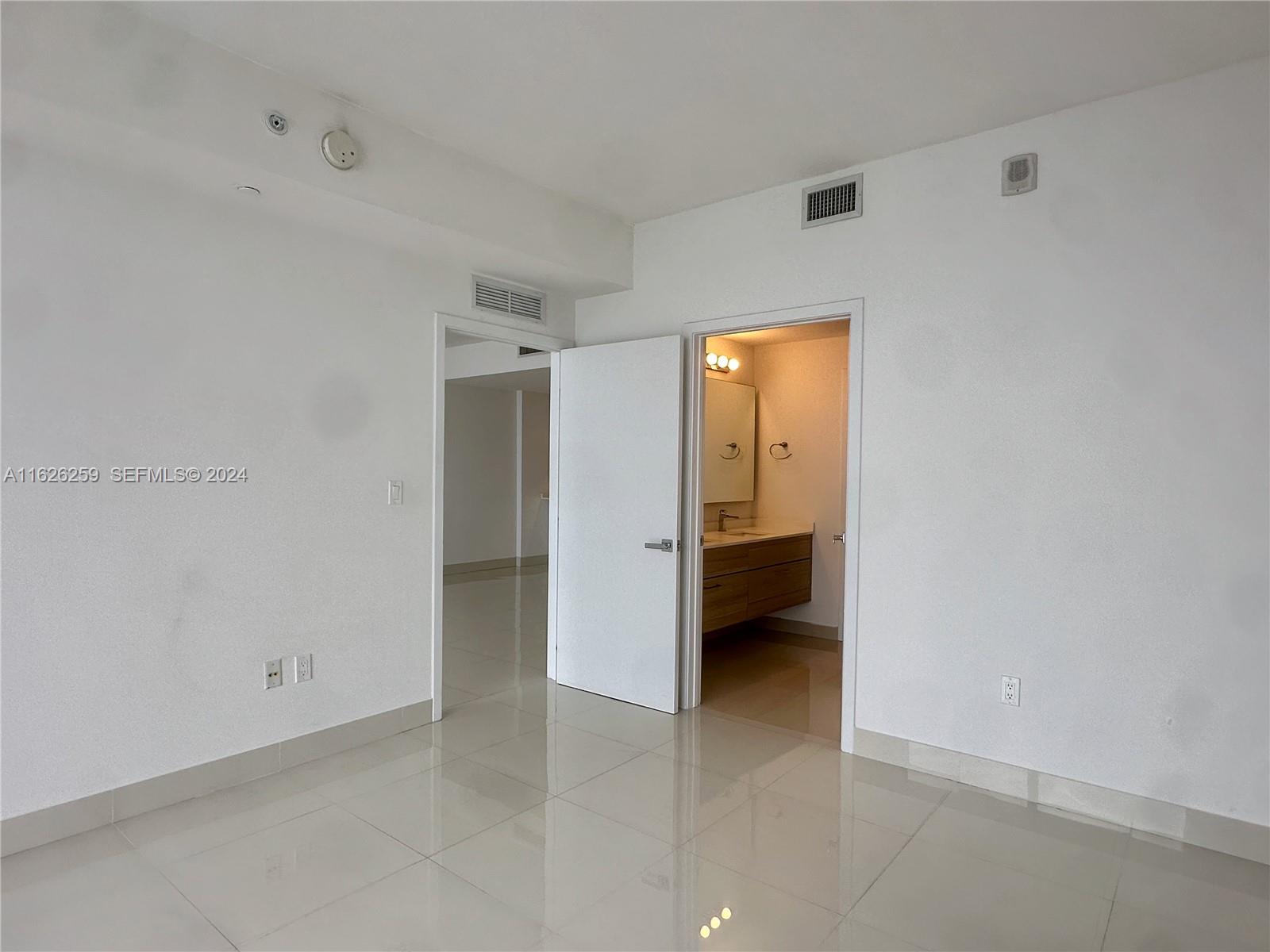 600 NE 27th Street