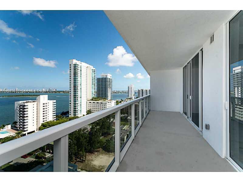 600 NE 27th Street