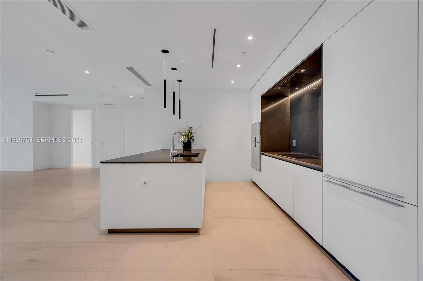 300 Biscayne Blvd Way