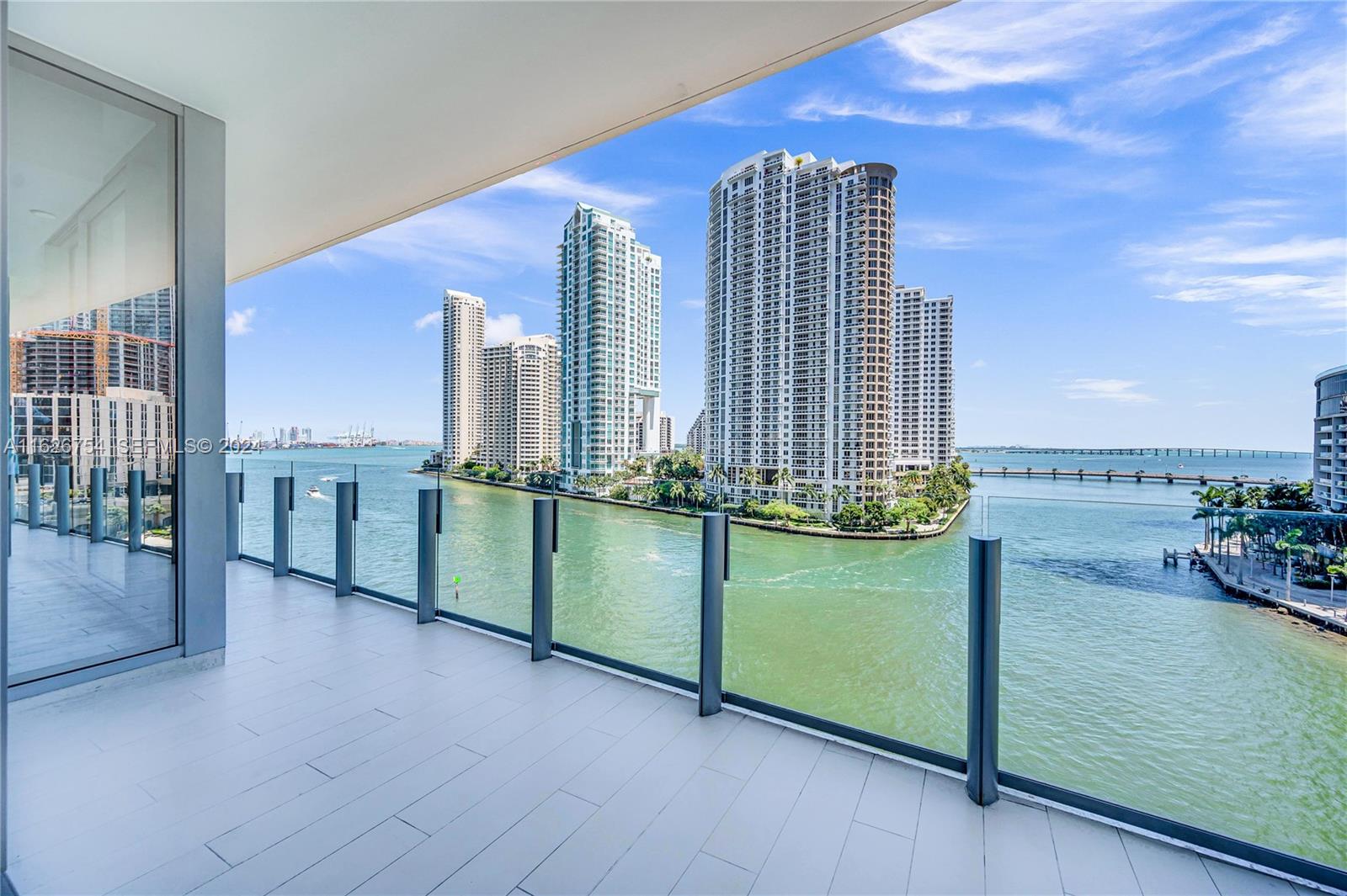 300 Biscayne Blvd Way