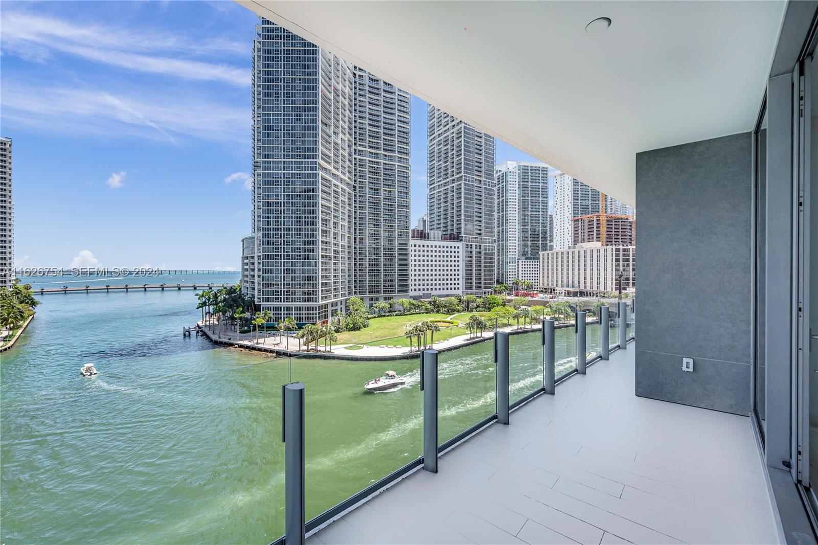 300 Biscayne Blvd Way