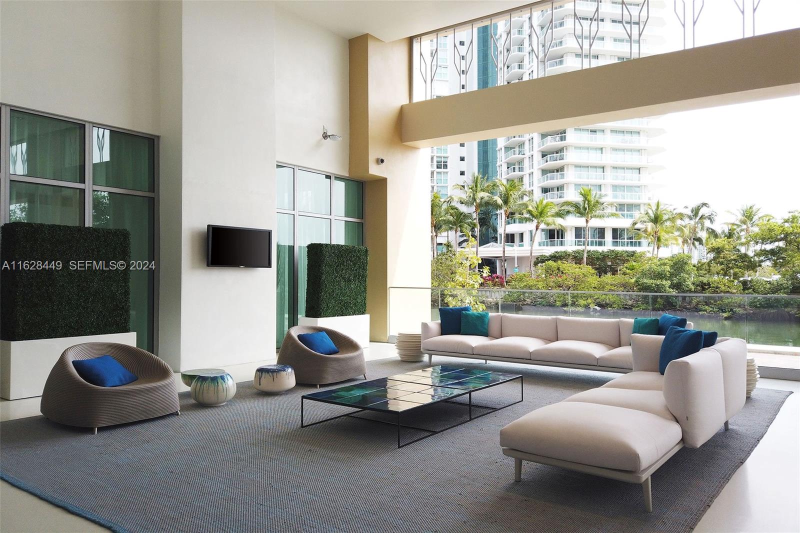 300 Sunny Isles Boulevard