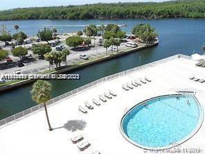 400 Kings Point Drive