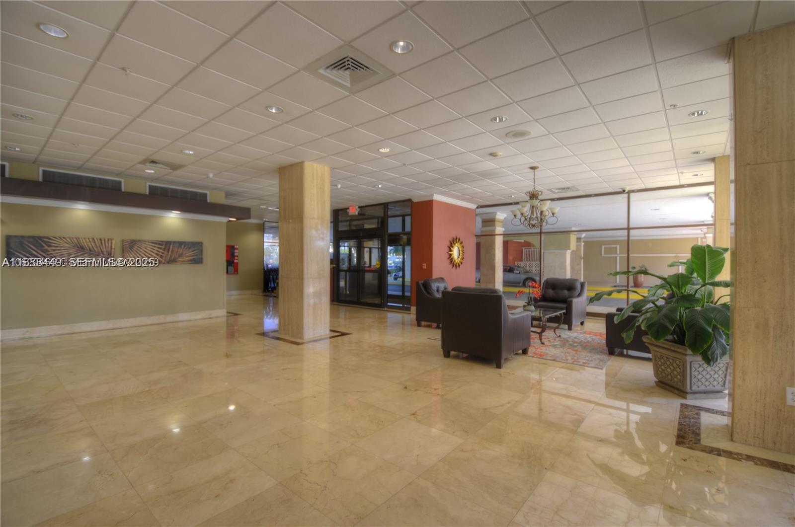 400 Kings Point Drive