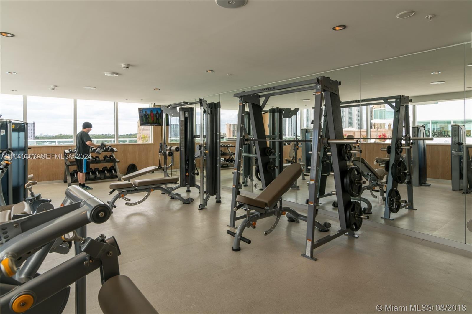 400 Sunny Isles Boulevard