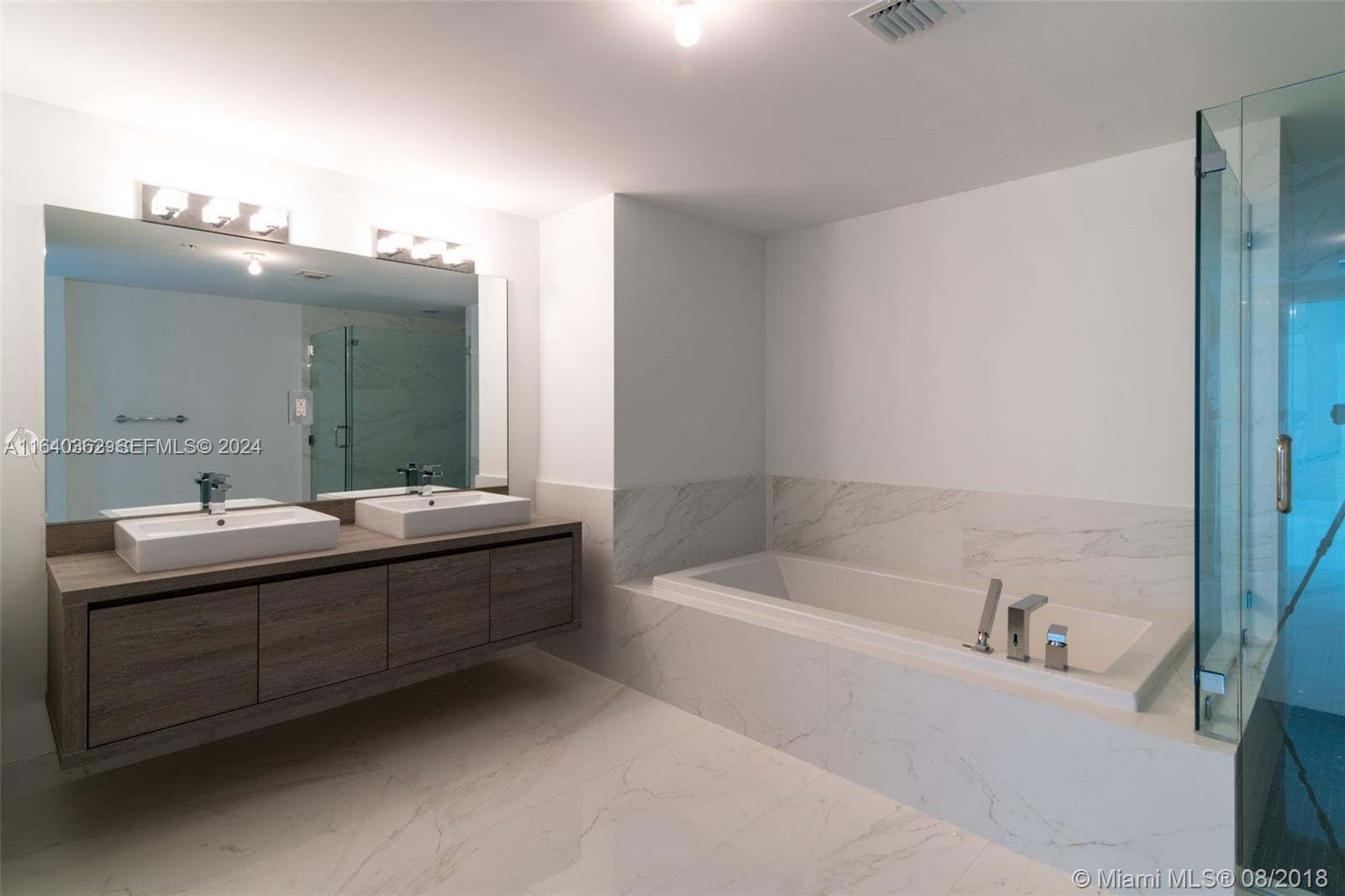 400 Sunny Isles Boulevard