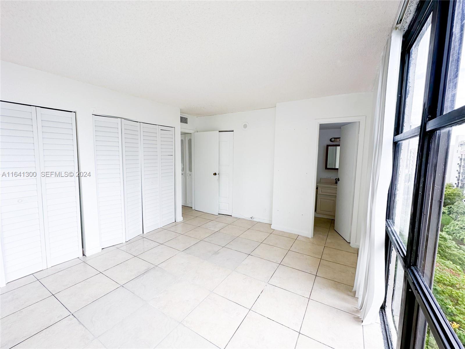 17021 N Bay Road
