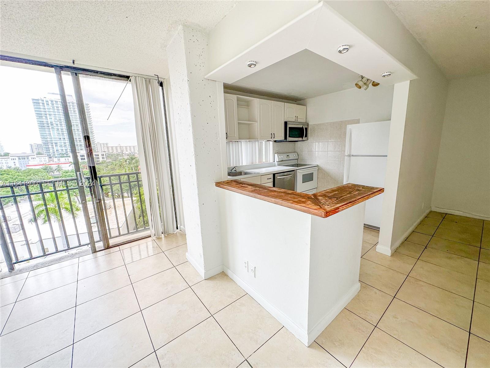17021 N Bay Road