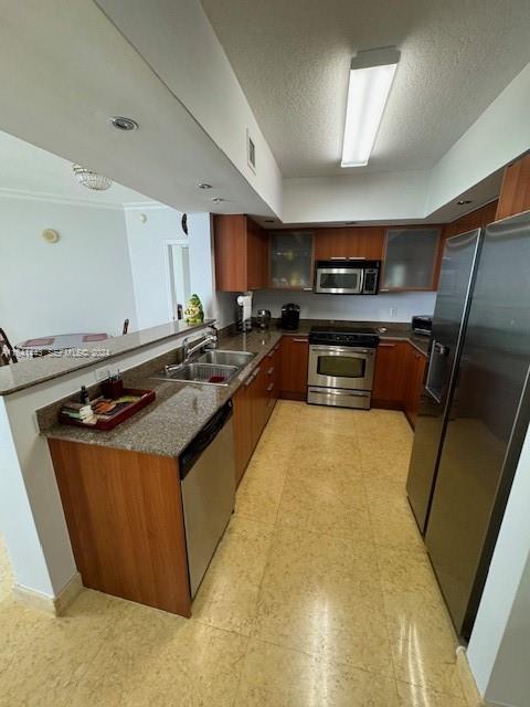 16699 Collins Avenue