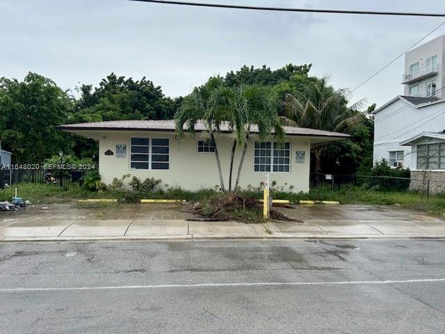 800 NE 85th Street