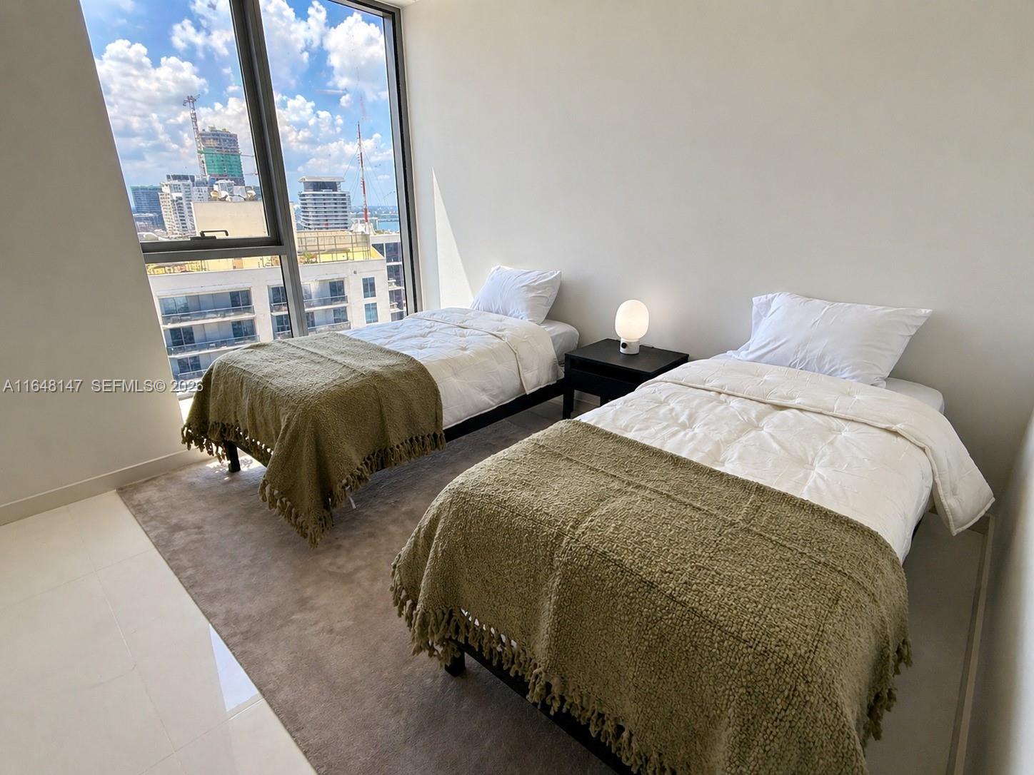 300 Biscayne Blvd Way