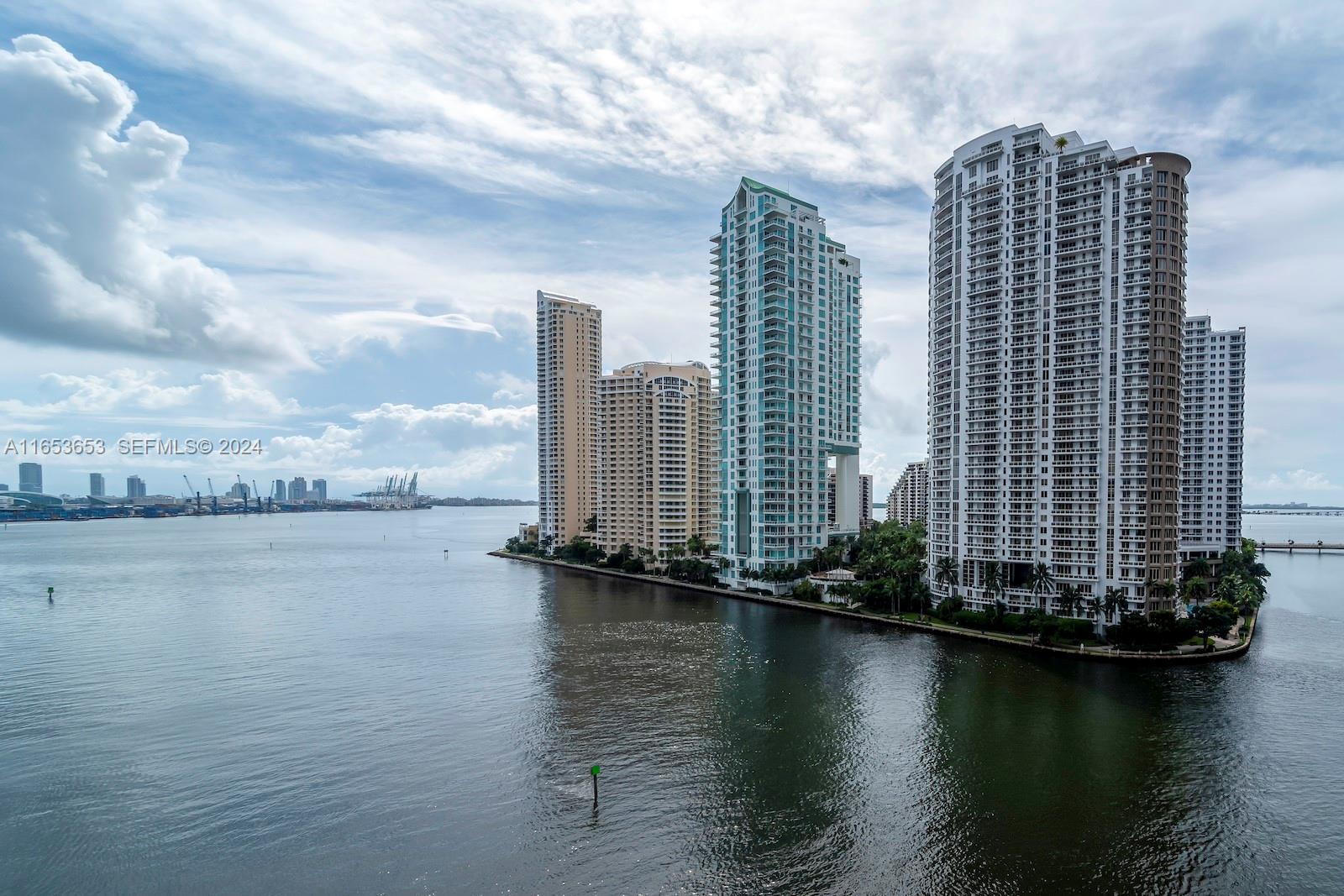300 Biscayne Blvd Way