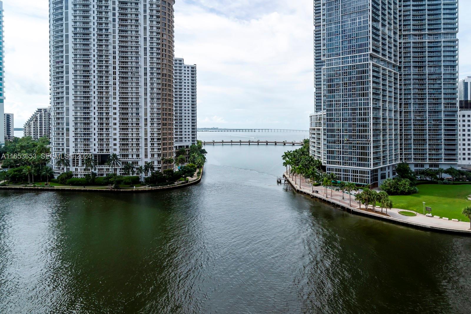 300 Biscayne Blvd Way