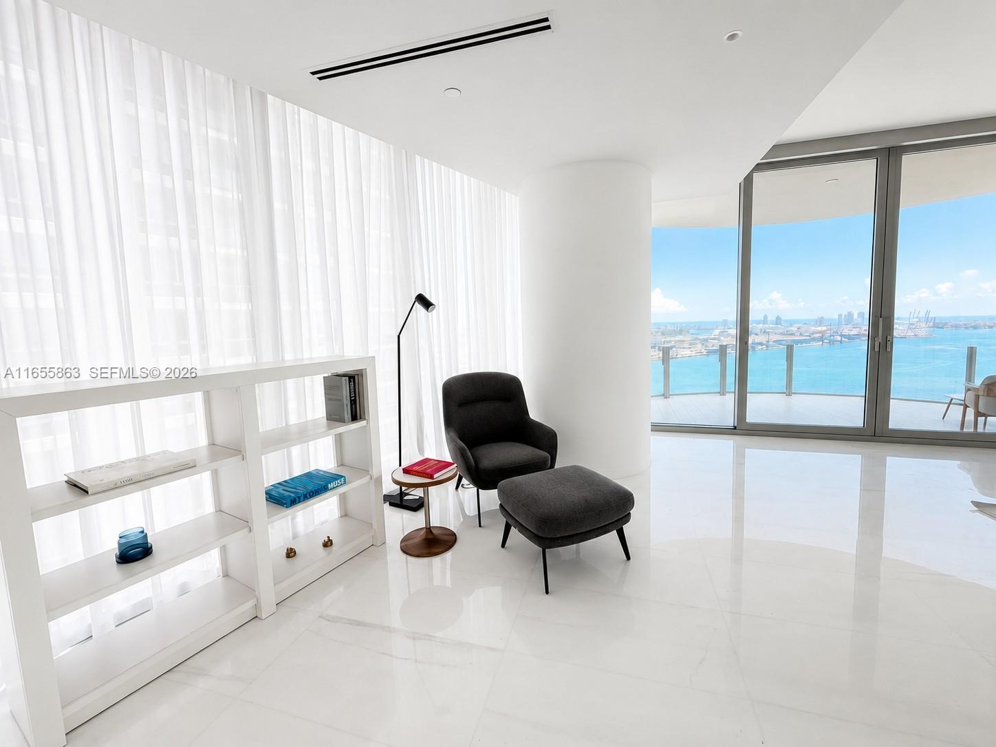 300 Biscayne Blvd Way