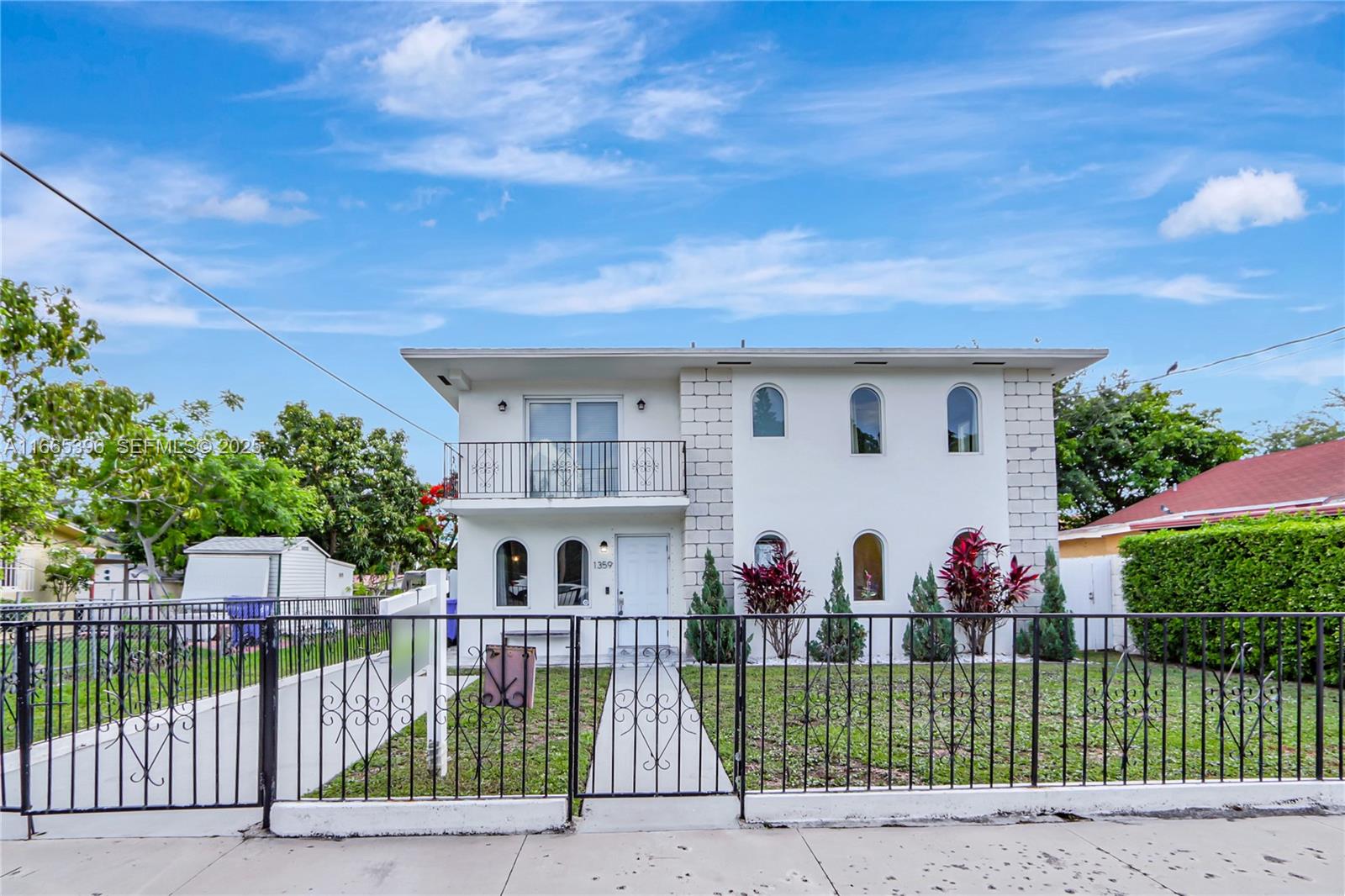 1359 SW 11th Street