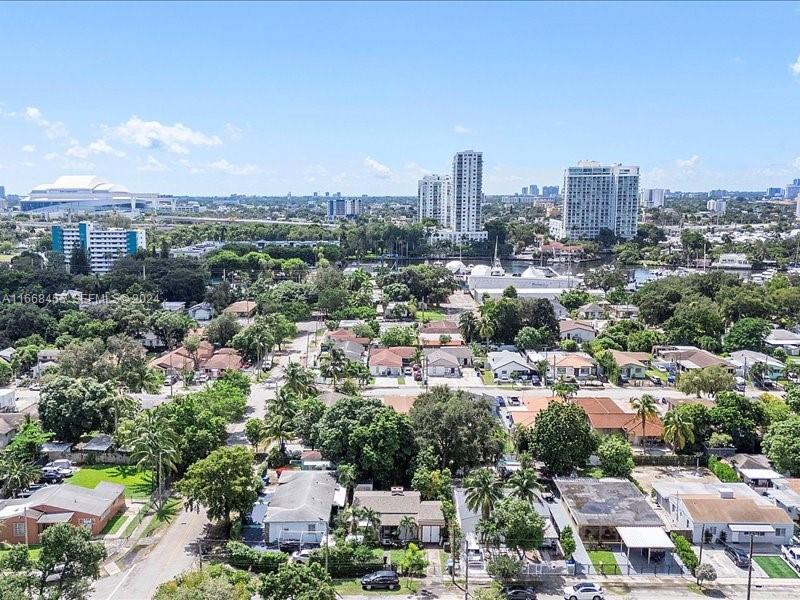 1810 NW 16th Terrace
