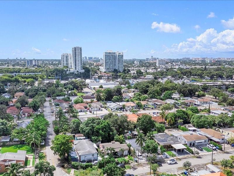 1810 NW 16th Terrace