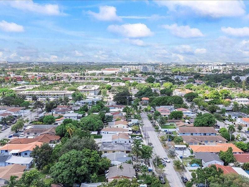 1810 NW 16th Terrace