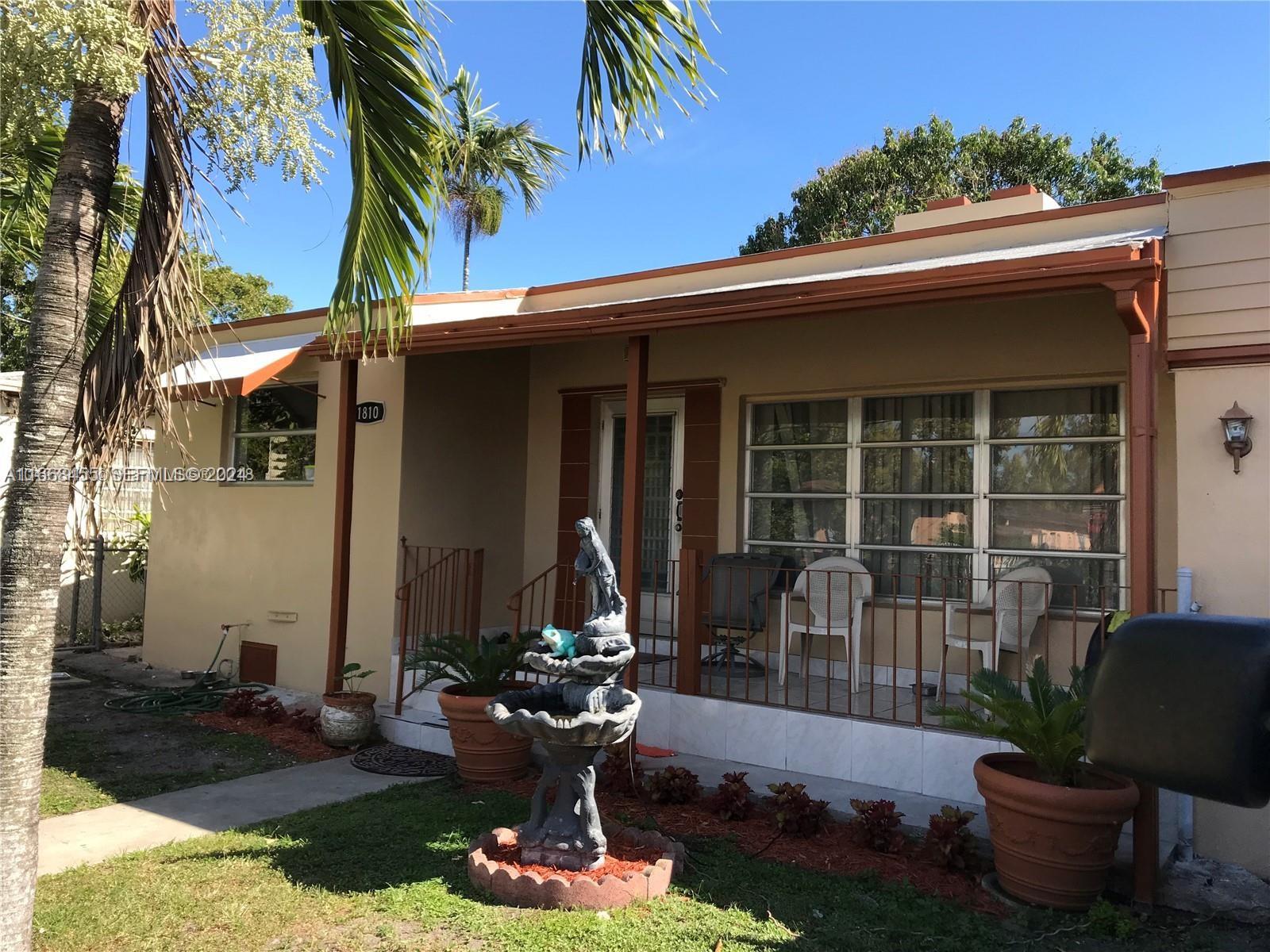 1810 NW 16th Terrace