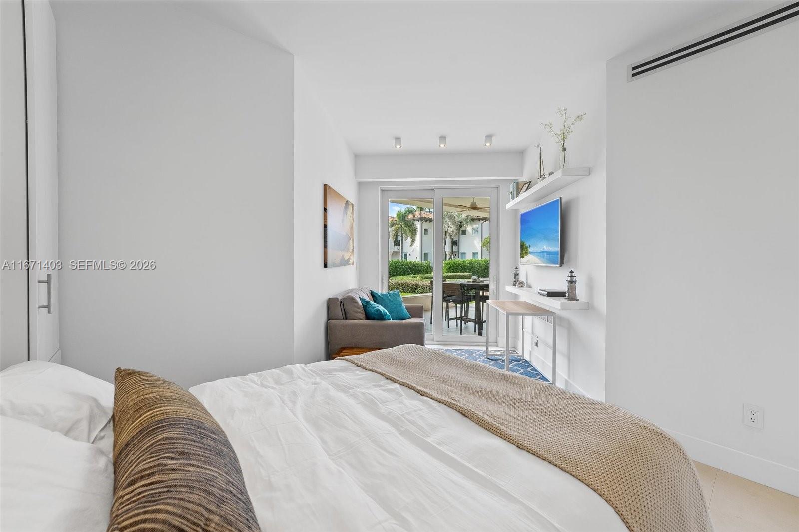 15713 Fisher Island Drive