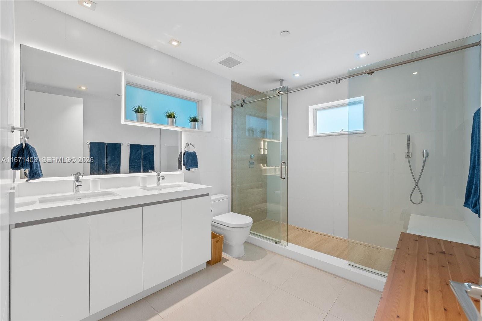 15713 Fisher Island Drive