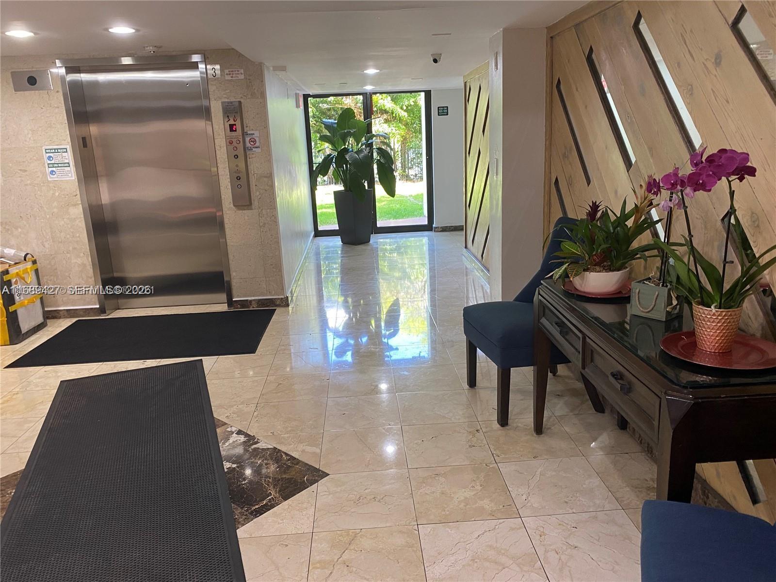17021 N Bay Road