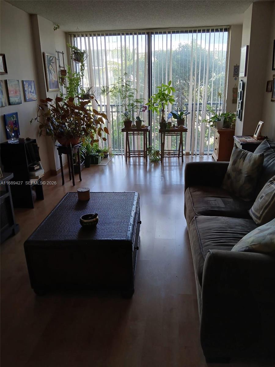 17021 N Bay Road