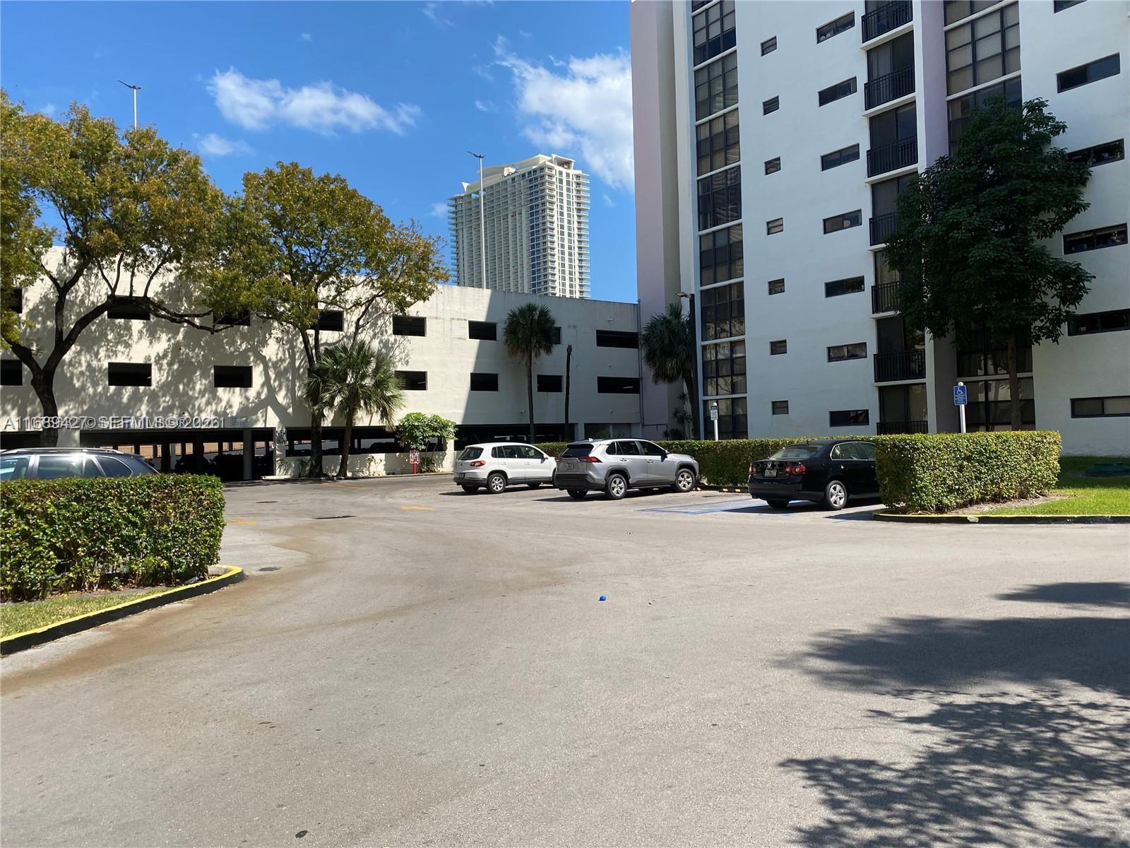 17021 N Bay Road