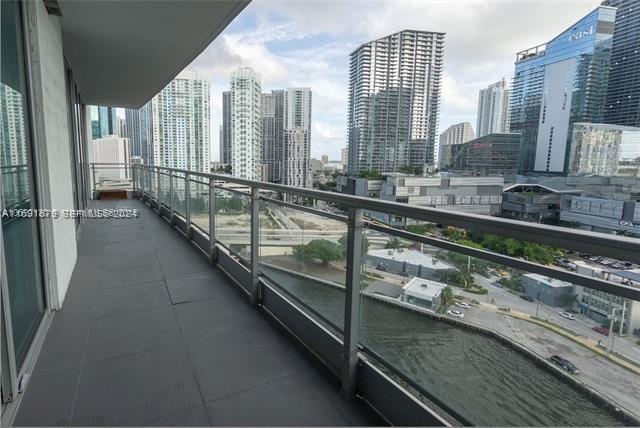 92 SW 3rd Street