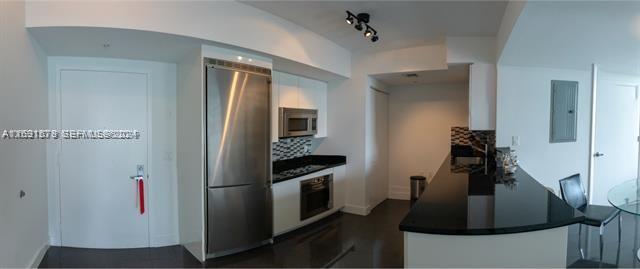 92 SW 3rd Street