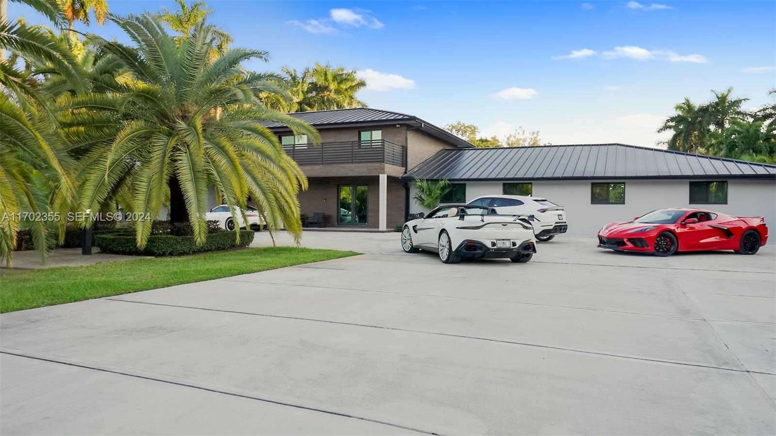 280 NE 156th Street