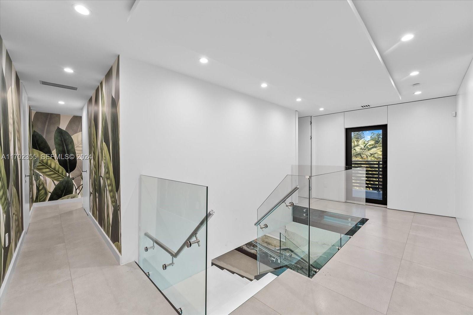 280 NE 156th Street