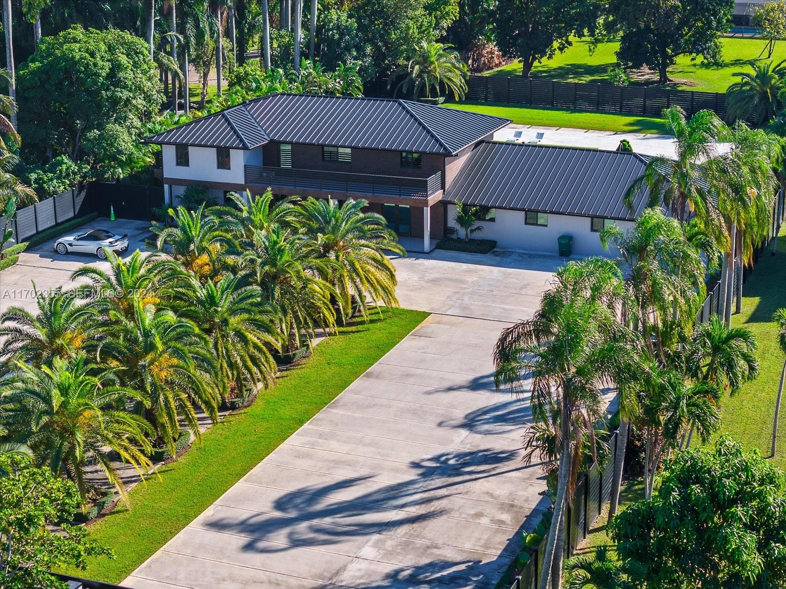 280 NE 156th Street