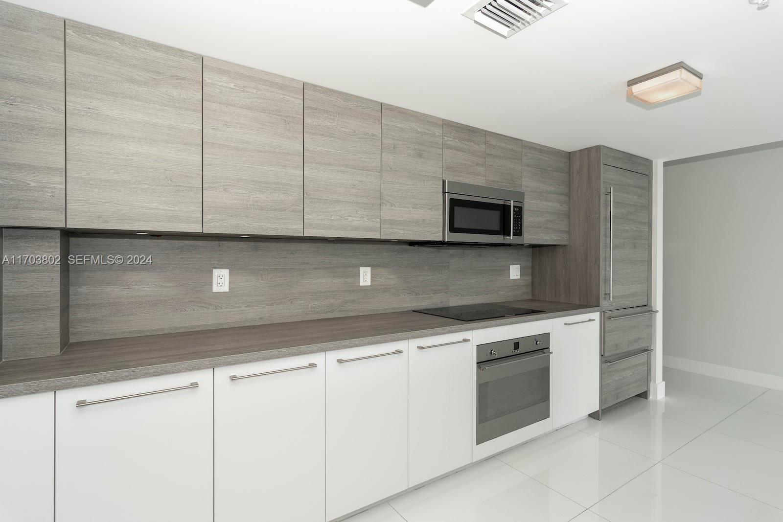 400 Sunny Isles Boulevard