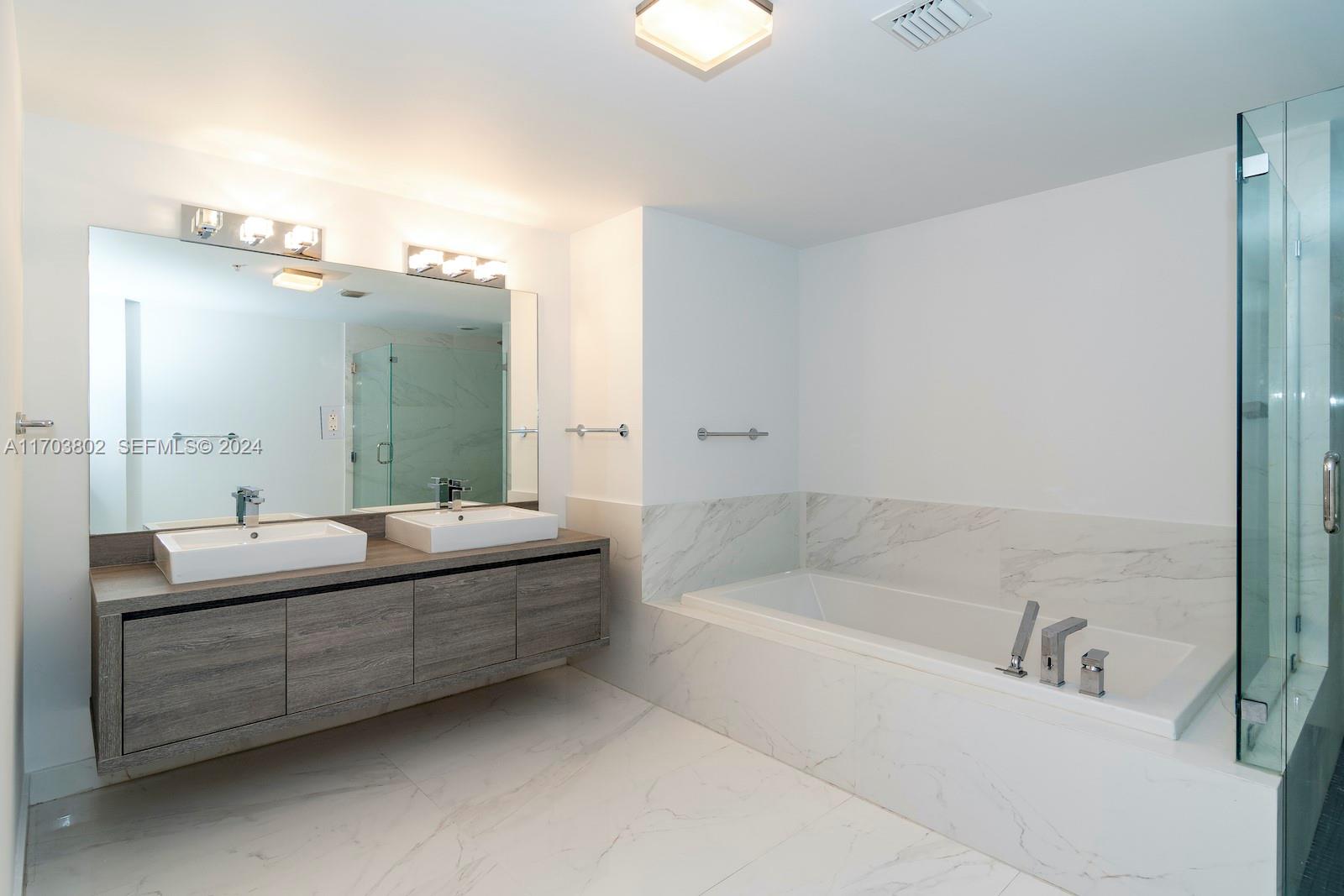 400 Sunny Isles Boulevard