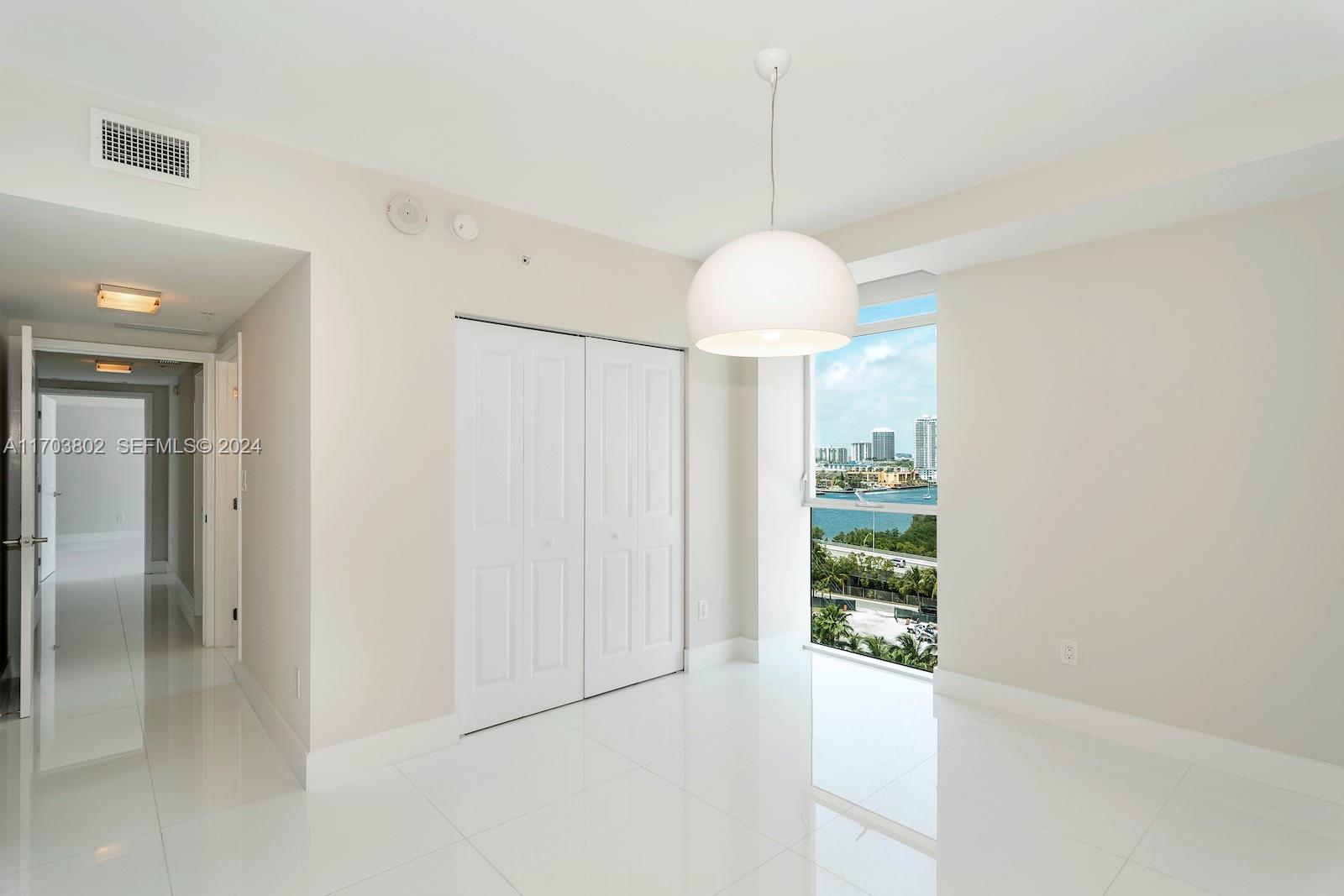 400 Sunny Isles Boulevard