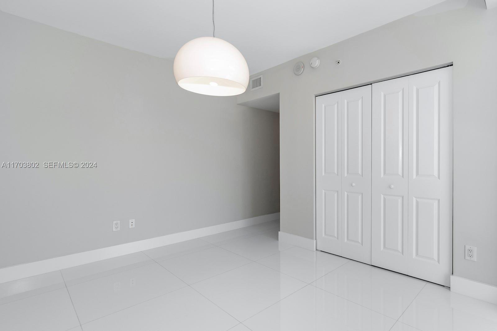 400 Sunny Isles Boulevard