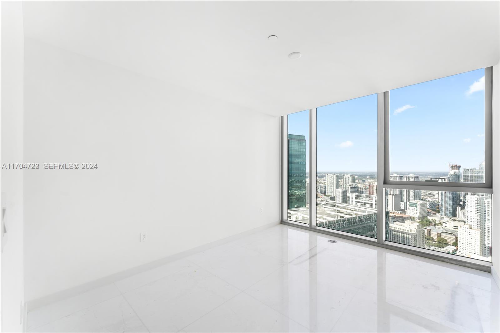 300 Biscayne Blvd Way