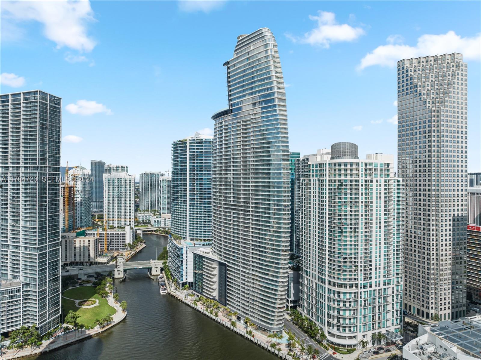 300 Biscayne Blvd Way