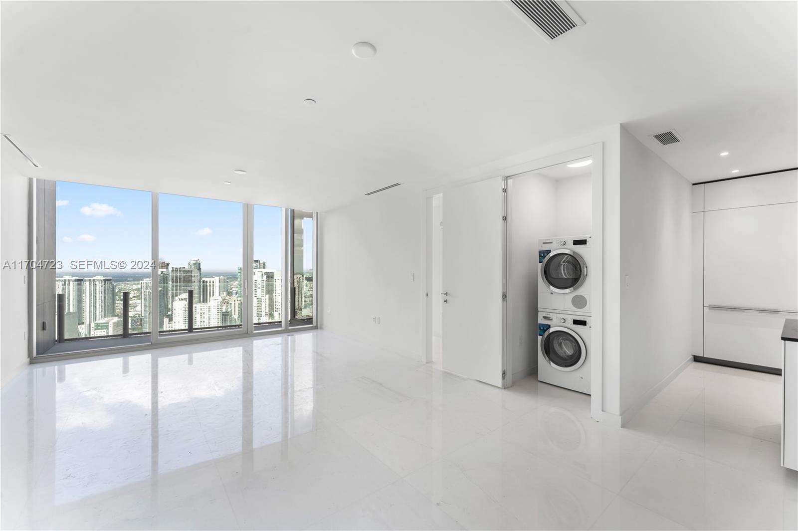 300 Biscayne Blvd Way