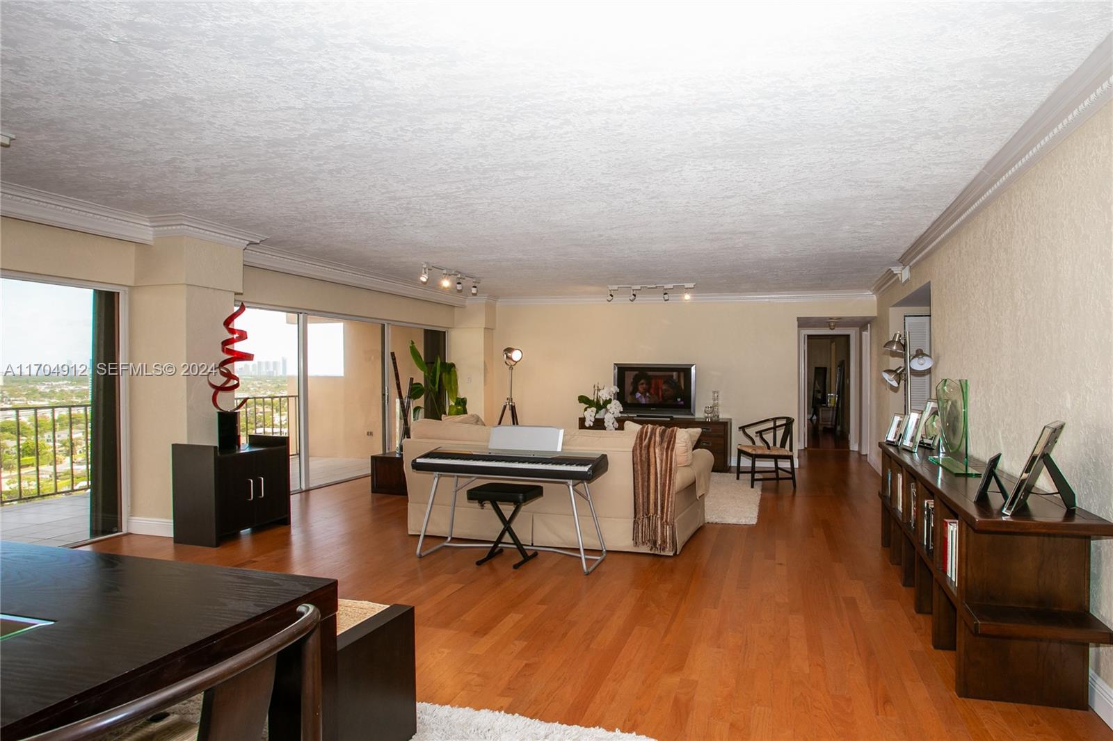 1800 NE 114th Street