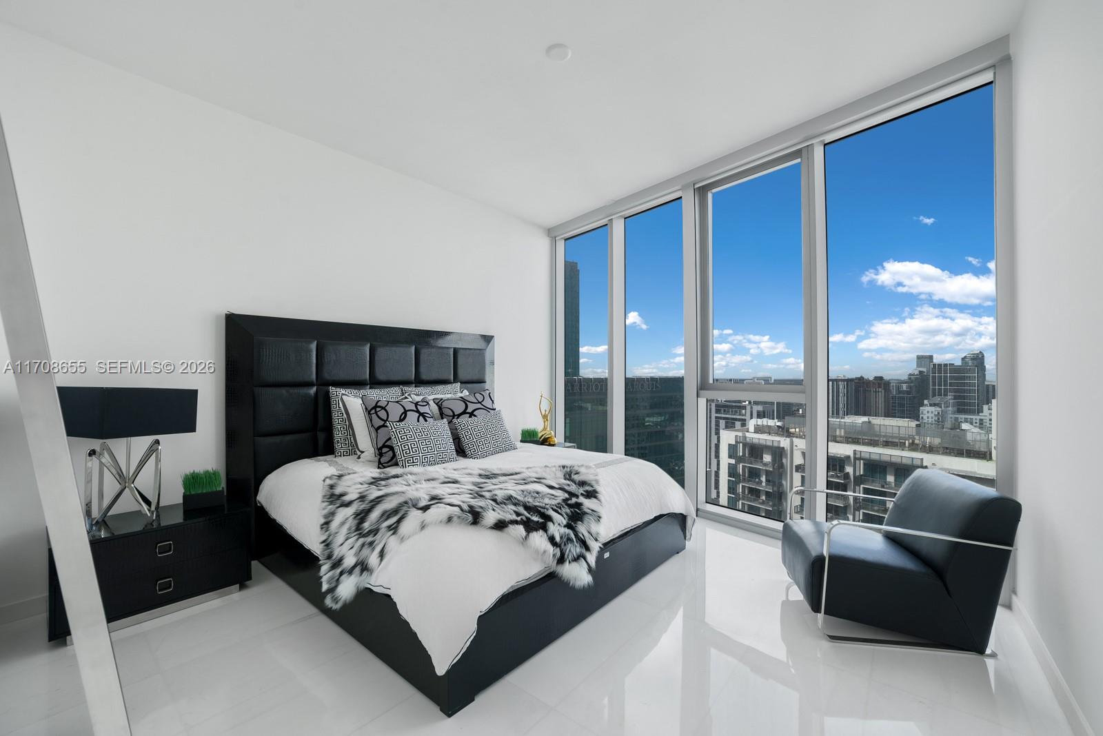 300 Biscayne Blvd Way