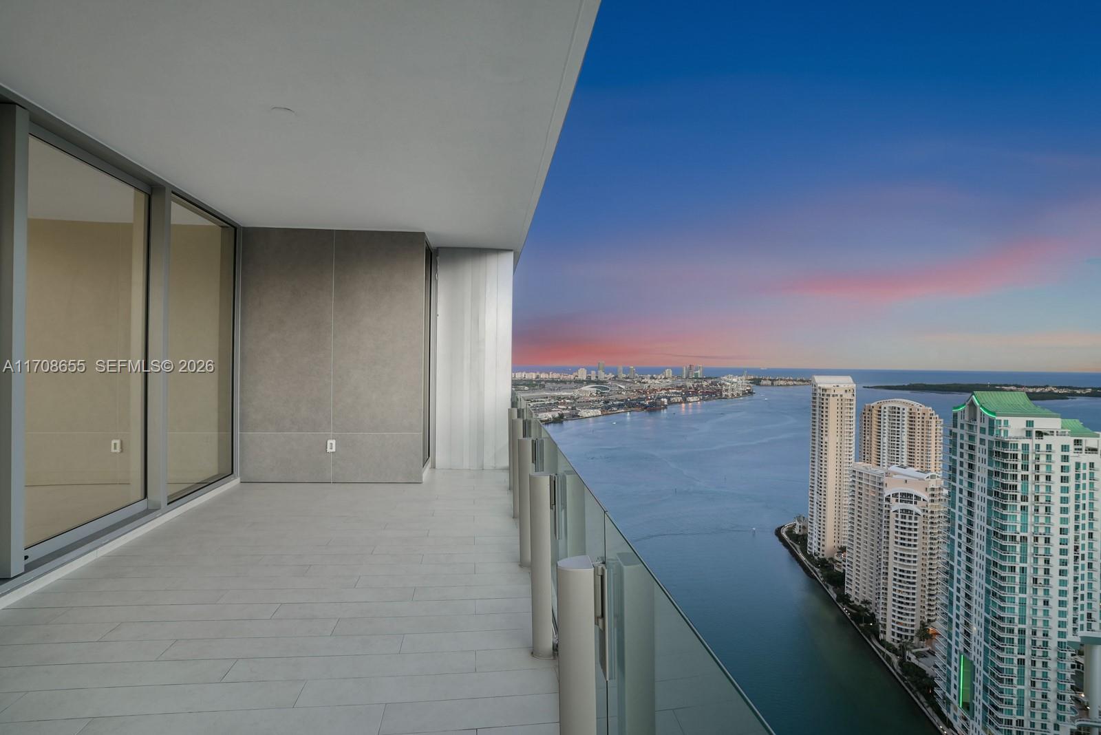 300 Biscayne Blvd Way
