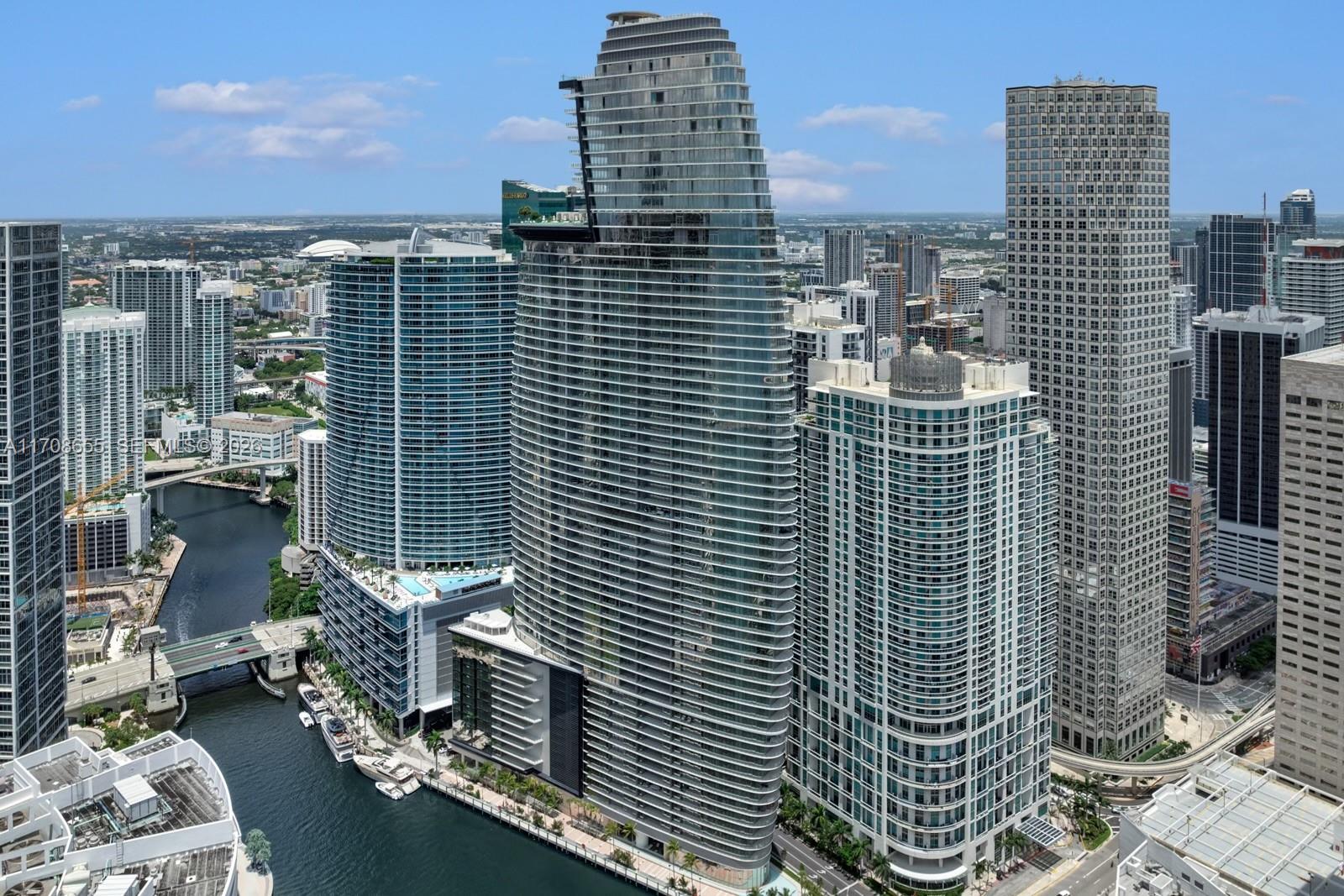 300 Biscayne Blvd Way