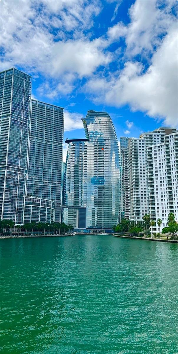 300 Biscayne Blvd Way