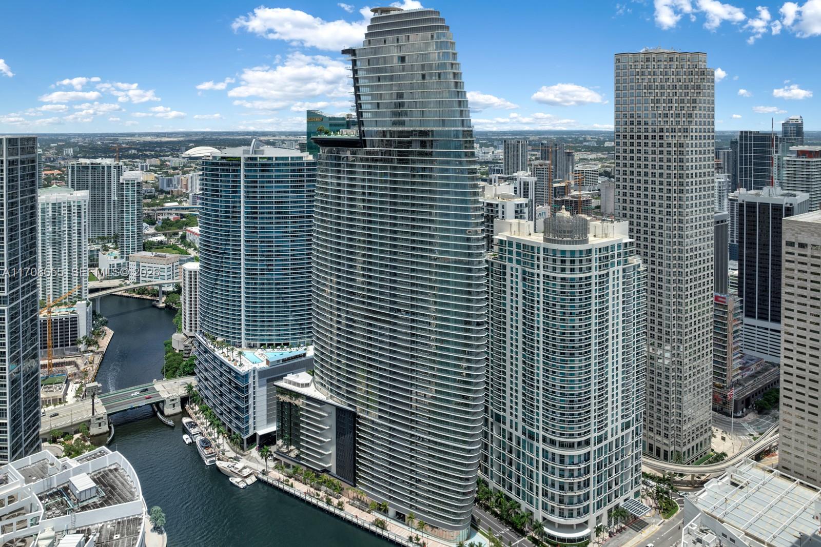 300 Biscayne Blvd Way