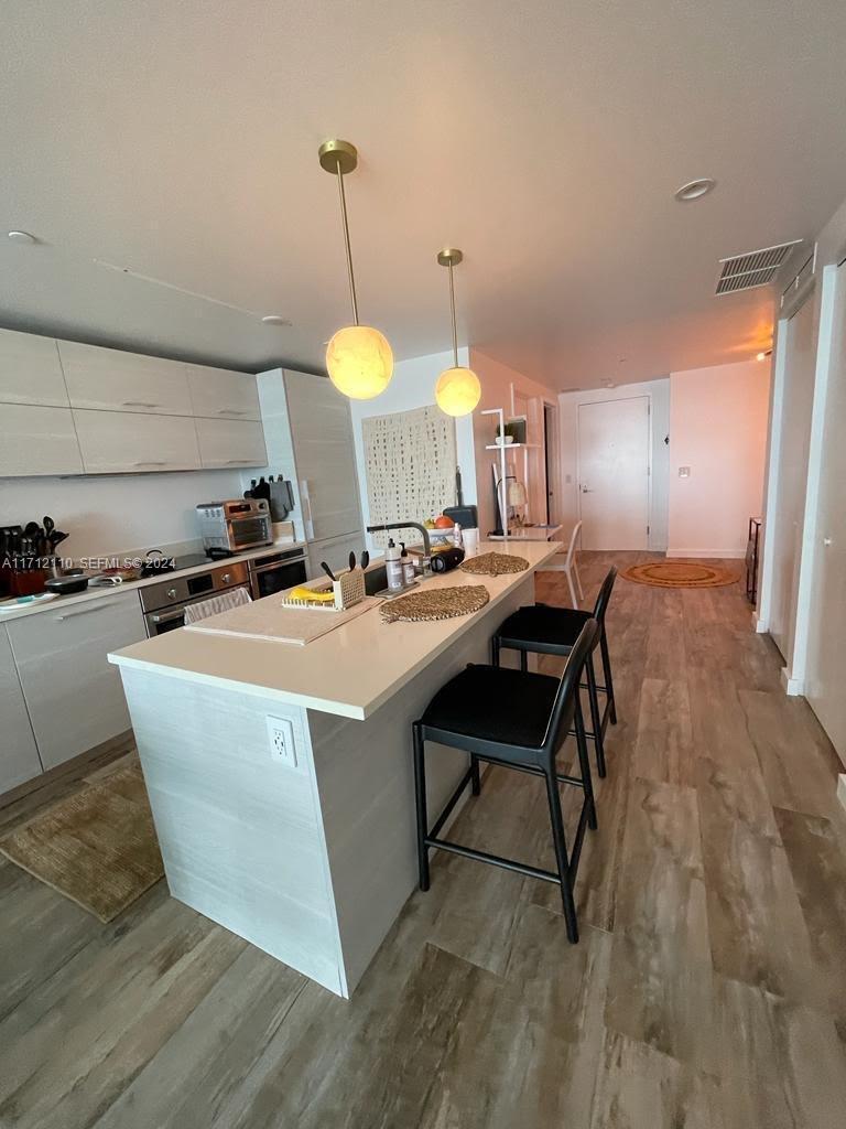 650 NE 32nd Street